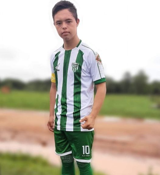 YOUNG MAN WITH DOWN SYNDROME DEBUT IN THE YOUTH OF INLAND FOOTBALL « News cde